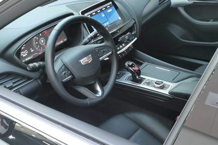 Used Cadillac CT5 2023 28T Luxury Edition (Standard Version) Interior 2