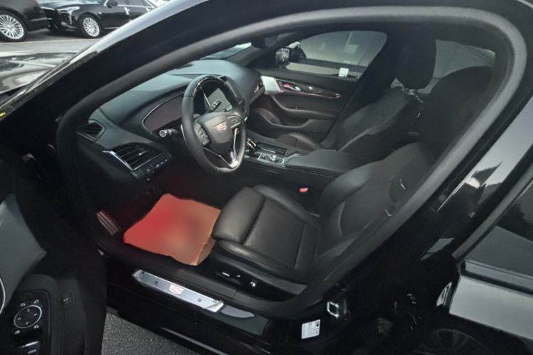 Used Cadillac CT5 2023 28T Platinum Super Driver-Assistance Edition Interior 3