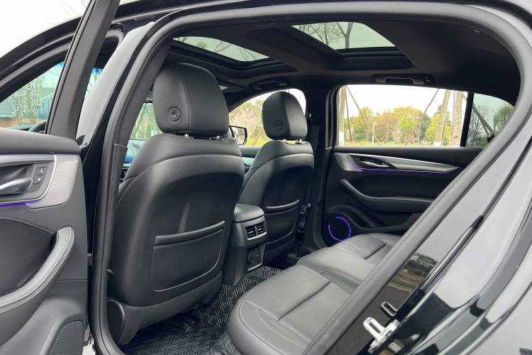 Used Cadillac CT5 2023 28T Luxury Edition (Standard Version) Interior 3