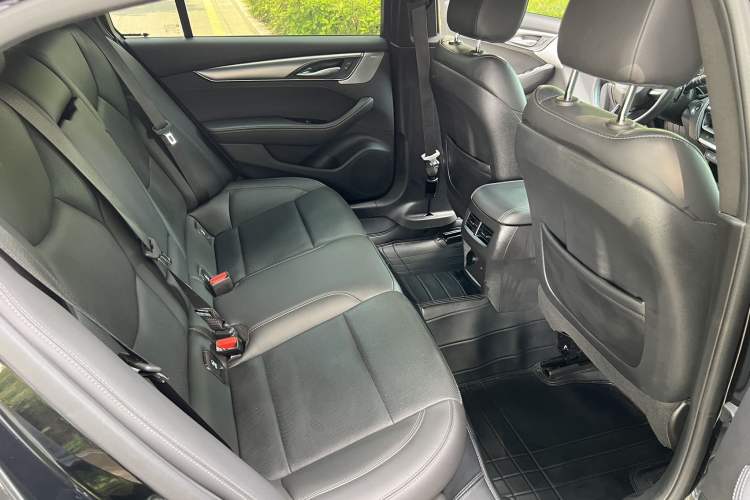 Used Cadillac CT5 2023 28T Luxury Edition (Standard Version) Interior 6