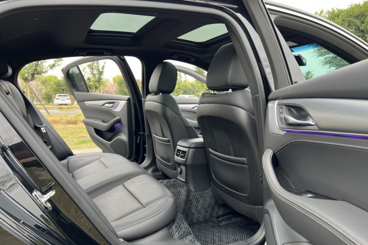 Used Cadillac CT5 2023 28T Luxury Edition (Standard Version) Interior 8
