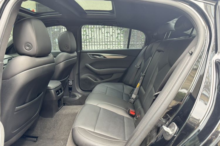 Used Cadillac CT5 2023 28T Luxury Edition (Standard Version) Interior 8