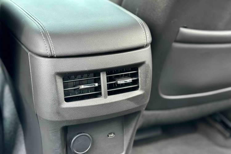 Used Cadillac CT5 2023 28T Luxury Edition (Standard Version) Interior 9