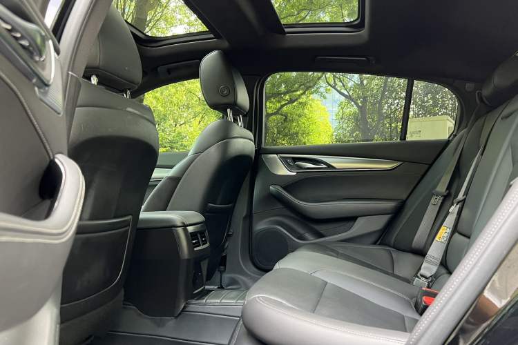 Used Cadillac CT5 2023 28T Luxury Edition (Standard Version) Interior 9