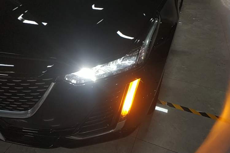 Used Cadillac CT5 2023 28T Luxury Edition (Standard Version) Left Front Headlight