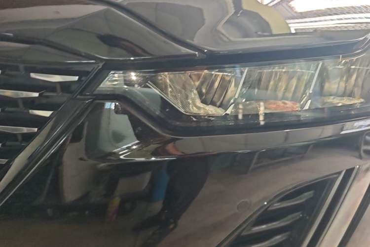 Used Cadillac CT5 2023 28T Luxury Edition (Standard Version) Left Front Headlight