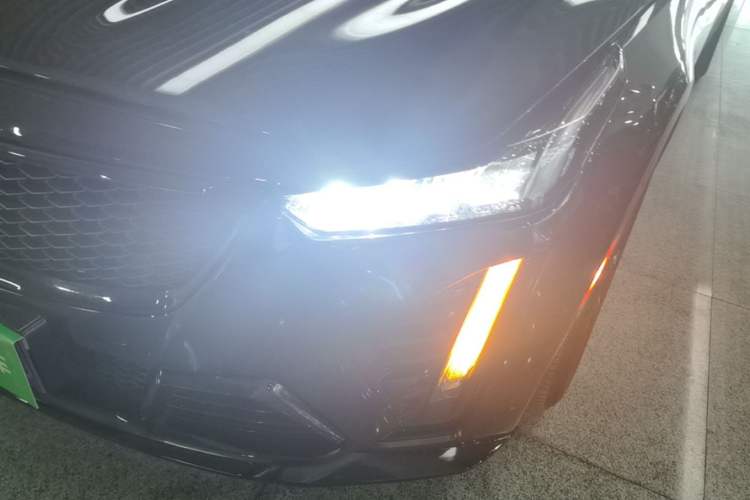 Used Cadillac CT5 2023 28T Luxury Edition (Standard Version) Left Front Headlight