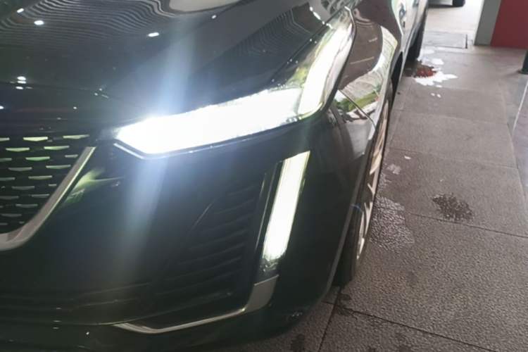 Used Cadillac CT5 2023 28T Luxury Edition (Standard Version) Left Front Headlight