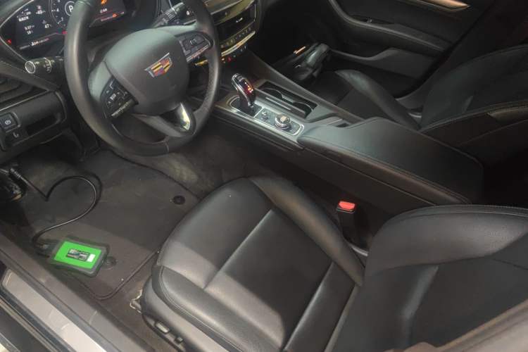 Used Cadillac CT5 2023 28T Luxury Edition (Standard Version) Left Front Seat