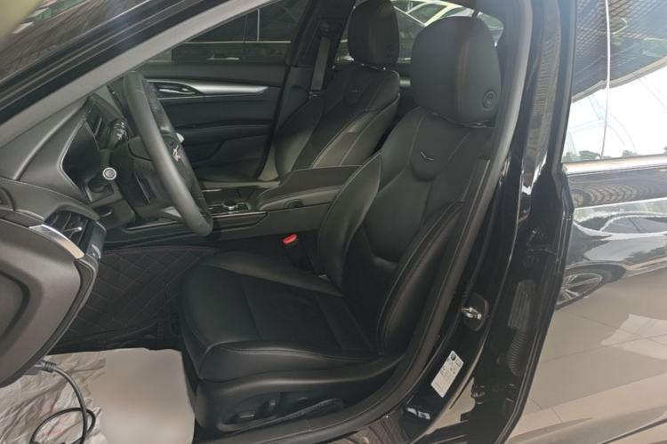 Used Cadillac CT5 2023 28T Luxury Edition (Standard Version) Left Front Seat