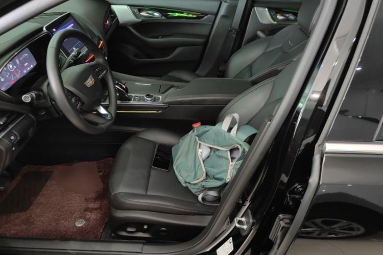 Used Cadillac CT5 2023 28T Luxury Edition (Standard Version) Left Front Seat