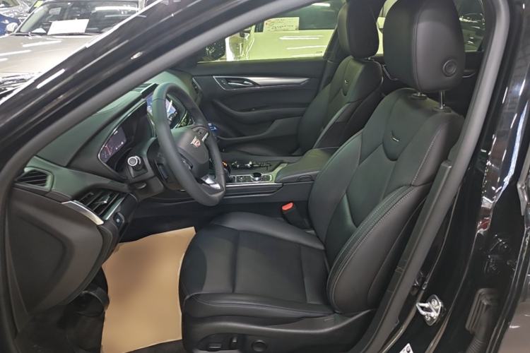 Used Cadillac CT5 2023 28T Luxury Edition (Standard Version) Left Front Seat