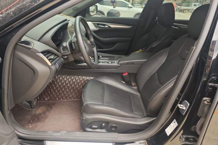 Used Cadillac CT5 2023 28T Luxury Edition (Standard Version) Left Front Seat