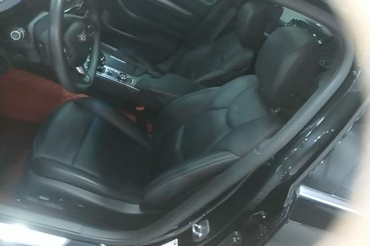 Used Cadillac CT5 2023 28T Luxury Edition (Standard Version) Left Front Seat