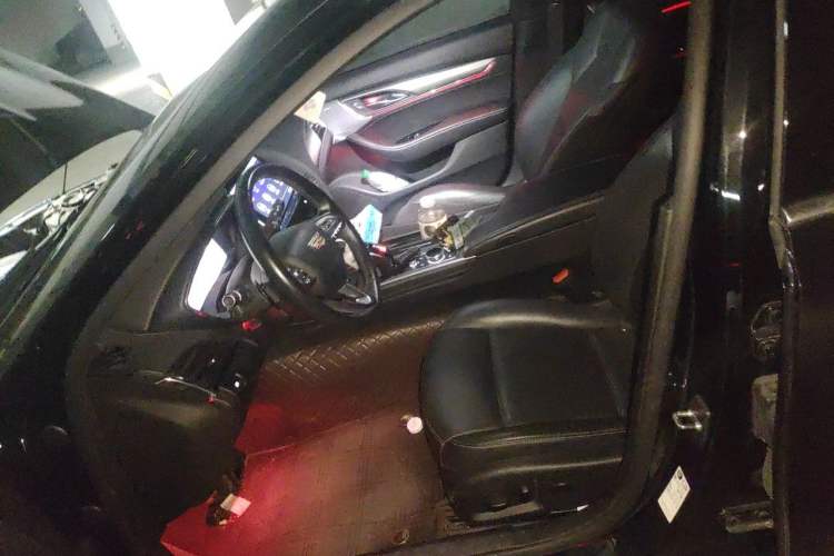 Used Cadillac CT5 2023 28T Luxury Edition (Standard Version) Left Front Seat