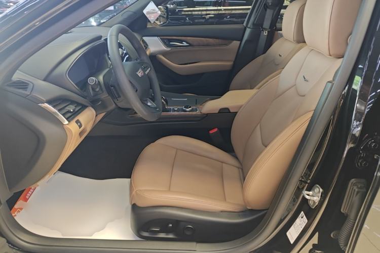 Used Cadillac CT5 2023 28T Prestige Model Left Front Seat