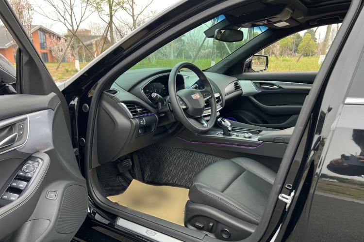 Used Cadillac CT5 2023 28T Luxury Edition (Standard Version) Left Front Seat