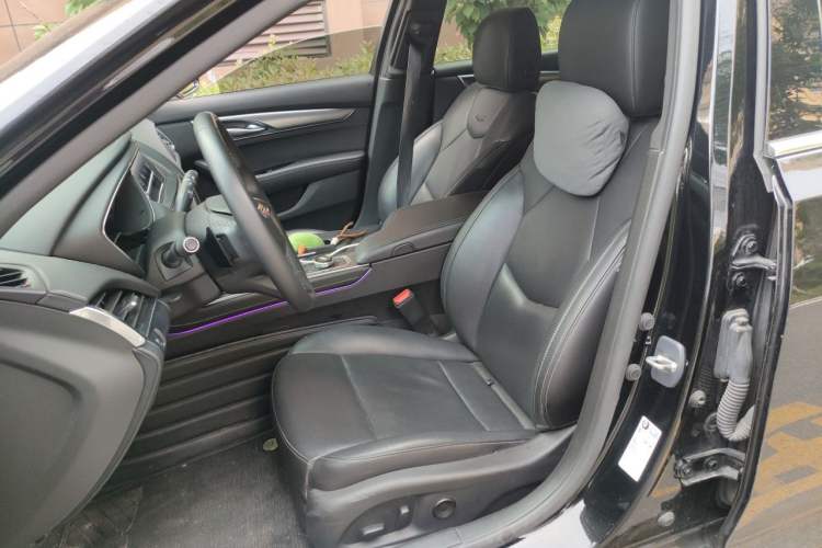 Used Cadillac CT5 2023 28T Luxury Edition (Standard Version) Left Front Seat