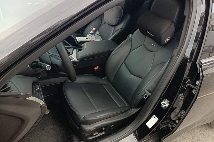 Used Cadillac CT5 2023 28T Luxury Edition (Standard Version) Left Front Seat