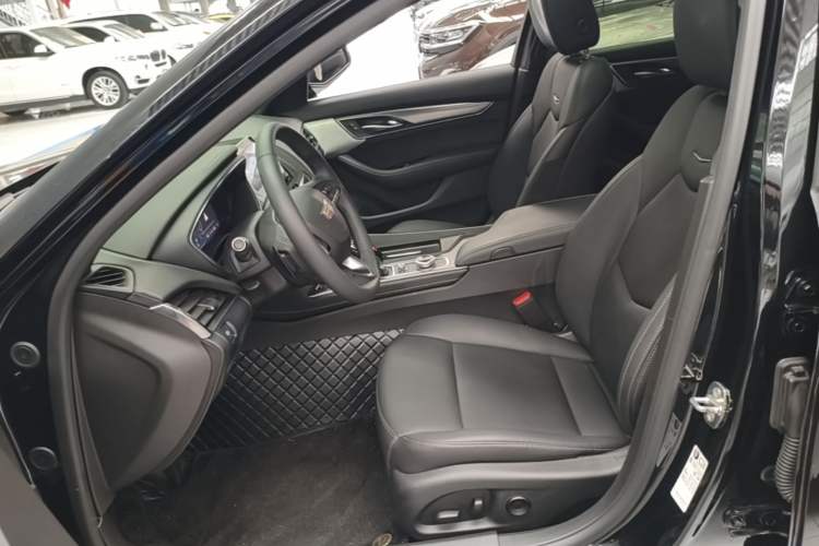 Used Cadillac CT5 2023 28T Luxury Edition (Standard Version) Left Front Seat
