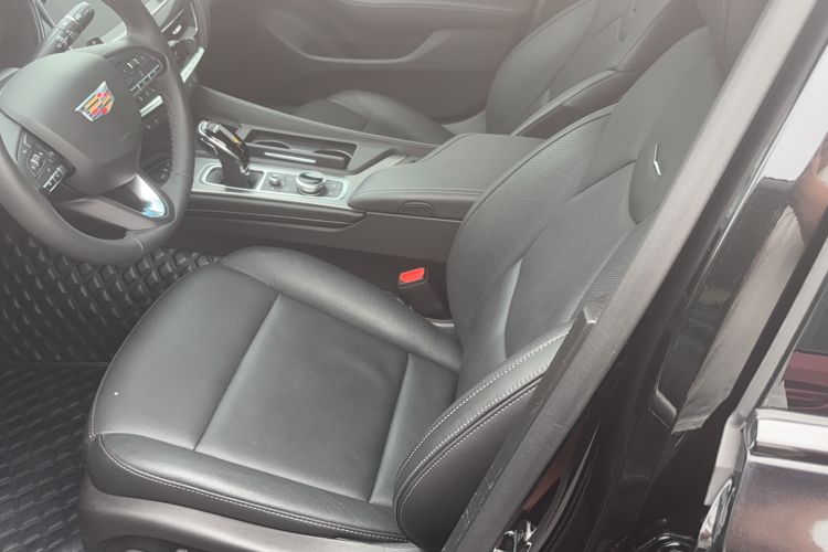 Used Cadillac CT5 2023 28T Luxury Edition (Standard Version) Left Front Seat