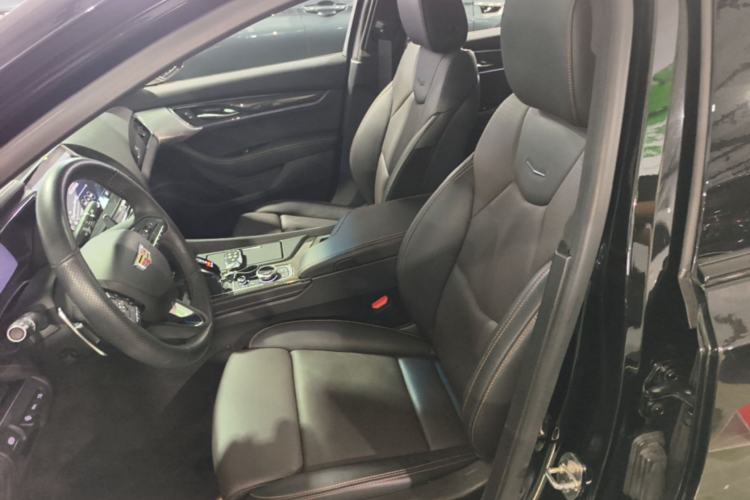 Used Cadillac CT5 2023 28T Platinum Edition Left Front Seat