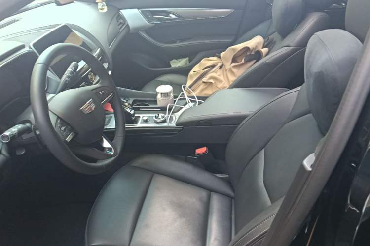 Used Cadillac CT5 2023 28T Luxury Edition (Standard Version) Left Front Seat