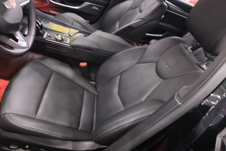 Used Cadillac CT5 2023 28T Luxury Edition (Standard Version) Left Front Seat