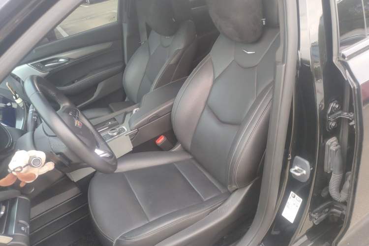 Used Cadillac CT5 2023 28T Luxury Edition (Standard Version) Left Front Seat