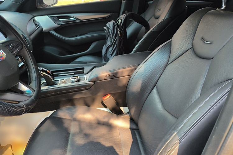 Used Cadillac CT5 2023 28T Luxury Edition (Standard Version) Left Front Seat