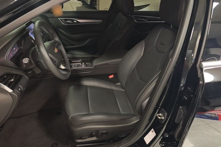 Used Cadillac CT5 2023 28T Luxury Edition (Standard Version) Left Front Seat