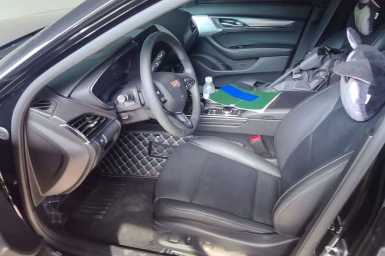 Used Cadillac CT5 2023 28T Luxury Edition (Standard Version) Left Front Seat