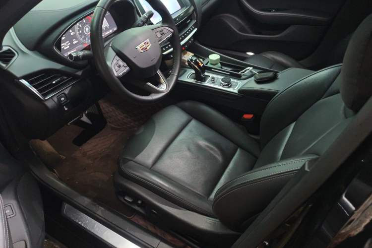 Used Cadillac CT5 2023 28T Luxury Edition (Standard Version) Left Front Seat