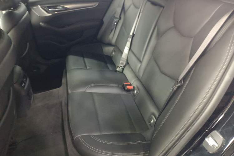 Used Cadillac CT5 2023 28T Luxury Edition (Standard Version) Left Rear Seat