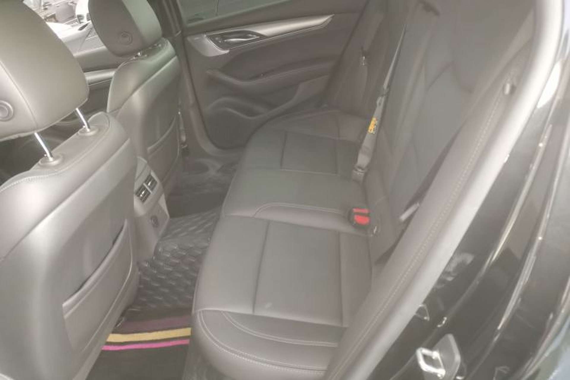 Used Cadillac CT5 2023 28T Luxury Edition (Standard Version) Left Rear Seat
