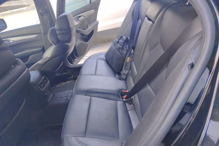 Used Cadillac CT5 2023 28T Luxury Edition (Standard Version) Left Rear Seat