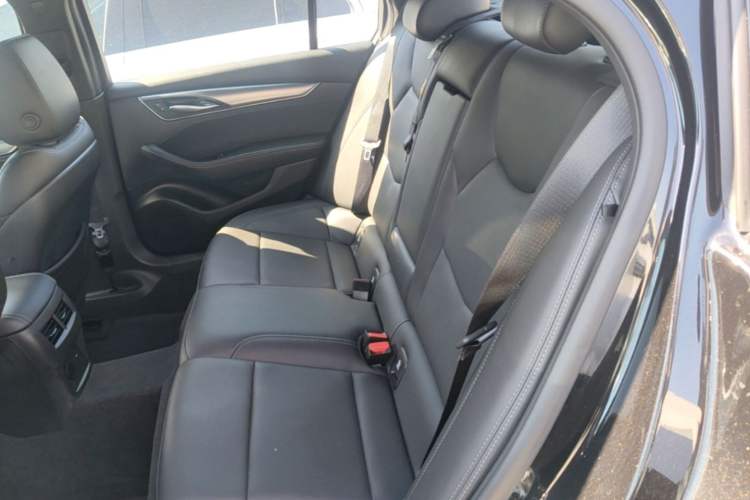 Used Cadillac CT5 2023 28T Luxury Edition (Standard Version) Left Rear Seat