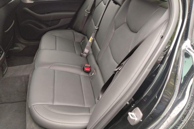 Used Cadillac CT5 2023 28T Prestige Model Left Rear Seat