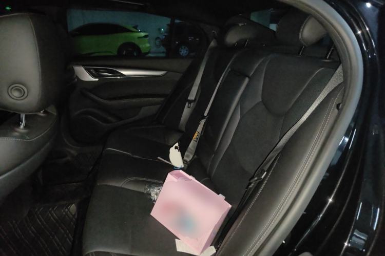 Used Cadillac CT5 2023 28T Luxury Edition (Standard Version) Left Rear Seat