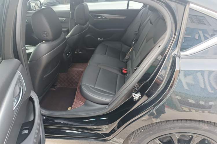 Used Cadillac CT5 2023 28T Luxury Edition (Standard Version) Left Rear Seat