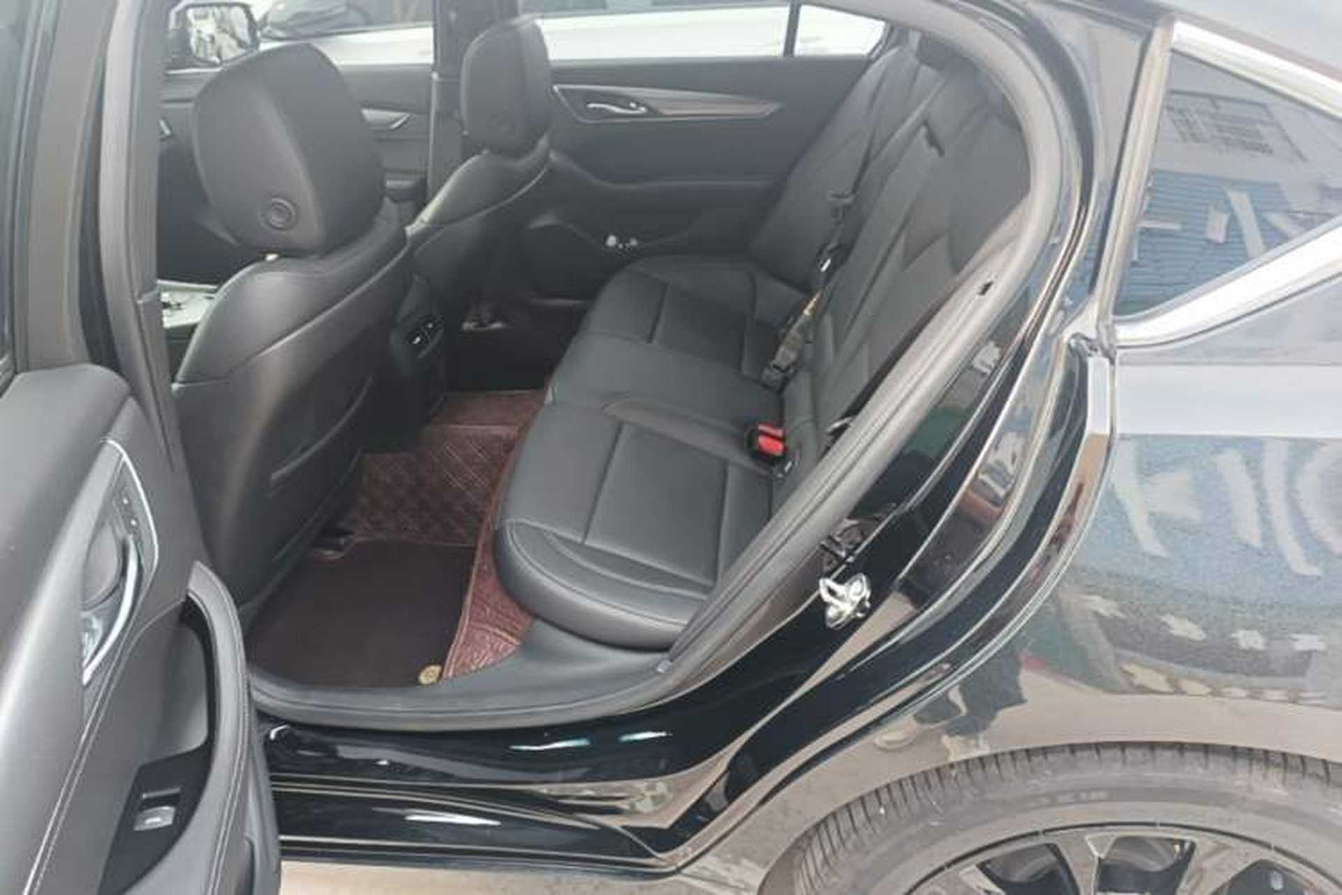 Used Cadillac CT5 2023 28T Luxury Edition (Standard Version) Left Rear Seat