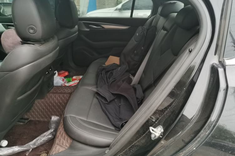 Used Cadillac CT5 2023 28T Luxury Edition (Standard Version) Left Rear Seat