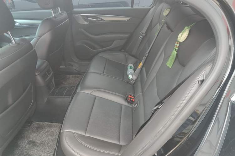 Used Cadillac CT5 2023 28T Luxury Edition (Standard Version) Left Rear Seat