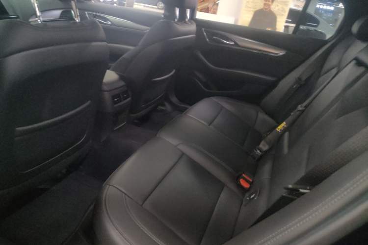 Used Cadillac CT5 2023 28T Luxury Edition (Standard Version) Left Rear Seat