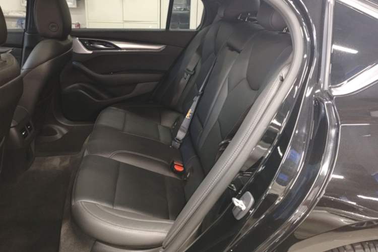 Used Cadillac CT5 2023 28T Luxury Edition (Standard Version) Left Rear Seat