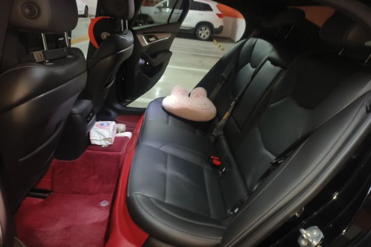 Used Cadillac CT5 2023 28T Luxury Edition (Standard Version) Left Rear Seat