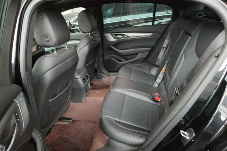 Used Cadillac CT5 2023 28T Luxury Edition (Standard Version) Left Rear Seat