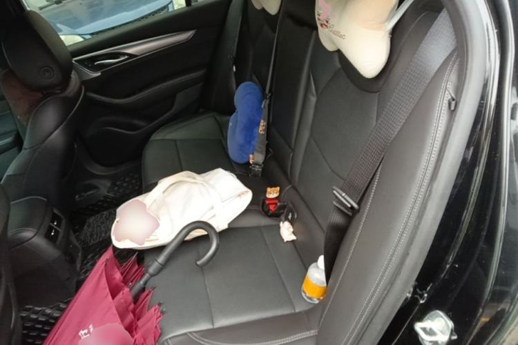 Used Cadillac CT5 2023 28T Luxury Edition (Standard Version) Left Rear Seat