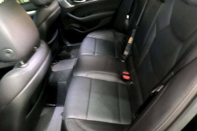Used Cadillac CT5 2023 28T Luxury Edition (Standard Version) Left Rear Seat