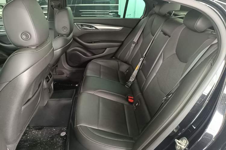 Used Cadillac CT5 2023 28T Luxury Edition (Standard Version) Left Rear Seat
